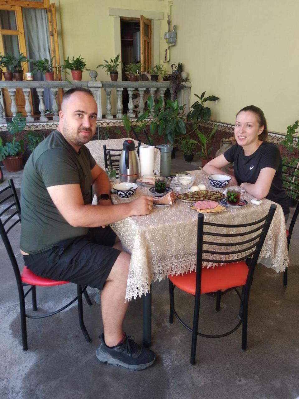 Royal Lux Guest House Самарканд Екстериор снимка