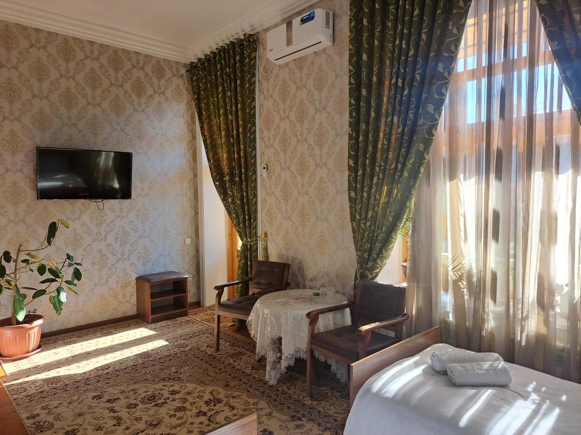 Royal Lux Guest House Самарканд Екстериор снимка